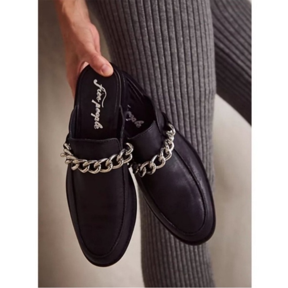Free People Vida Mules Black Leather Loafers w Silver Chain EU 37 in Box 7